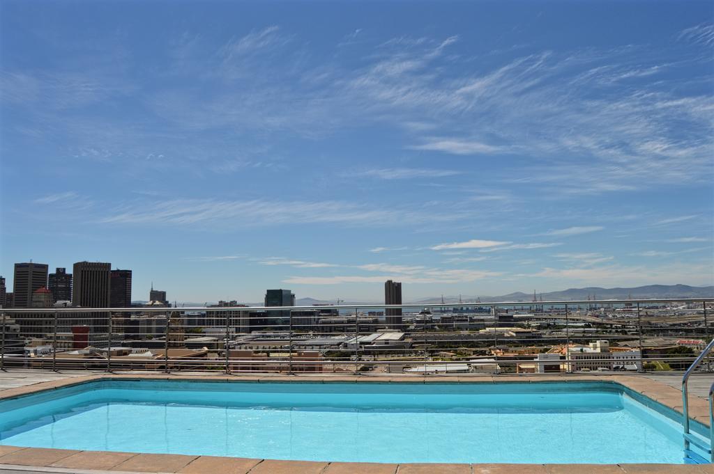 Urban Oasis At The Four Seasons Apartment Cape Town Luaran gambar