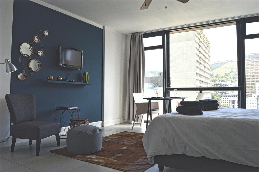 Urban Oasis At The Four Seasons Apartment Cape Town Luaran gambar