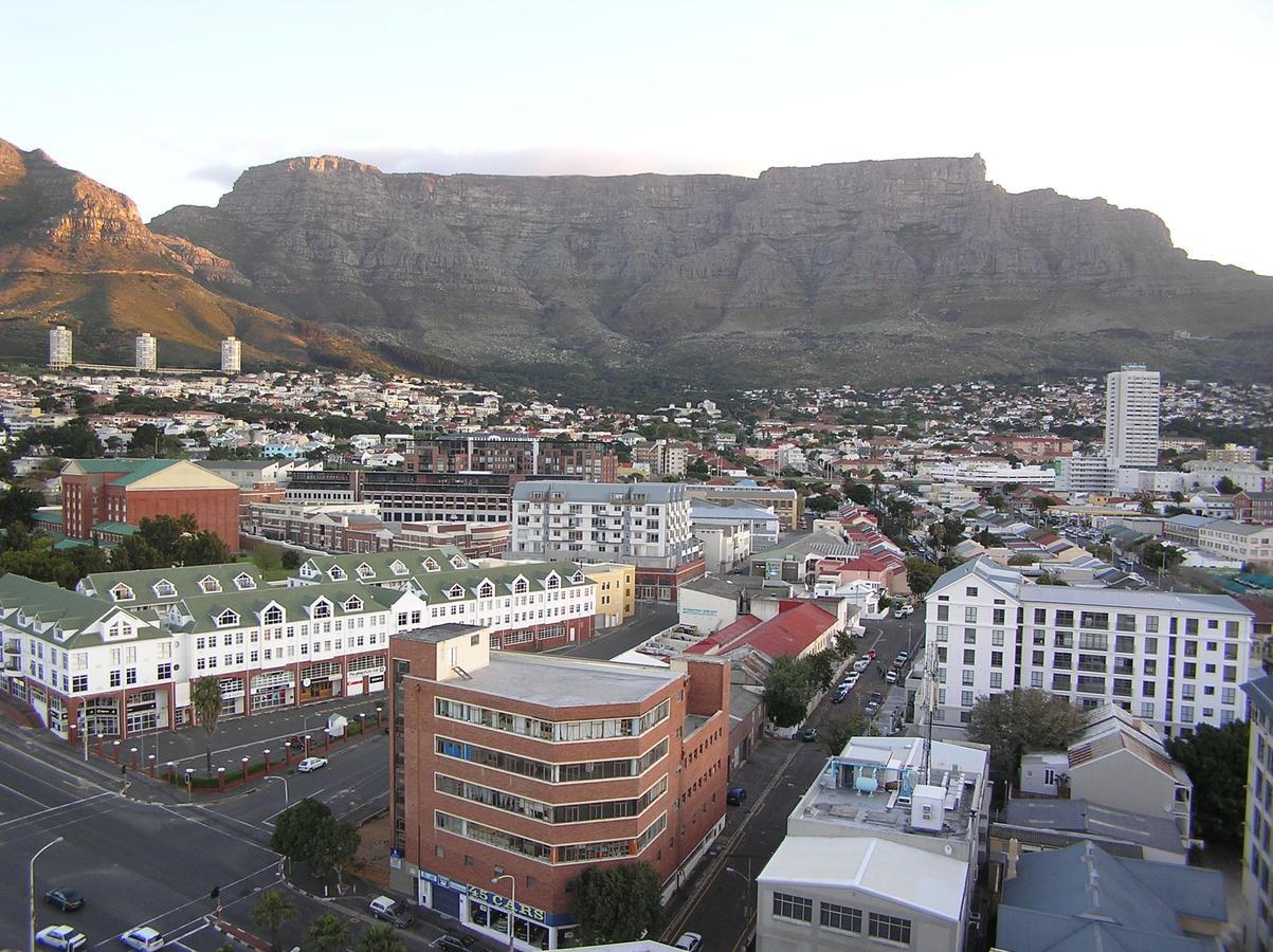 Urban Oasis At The Four Seasons Apartment Cape Town Luaran gambar