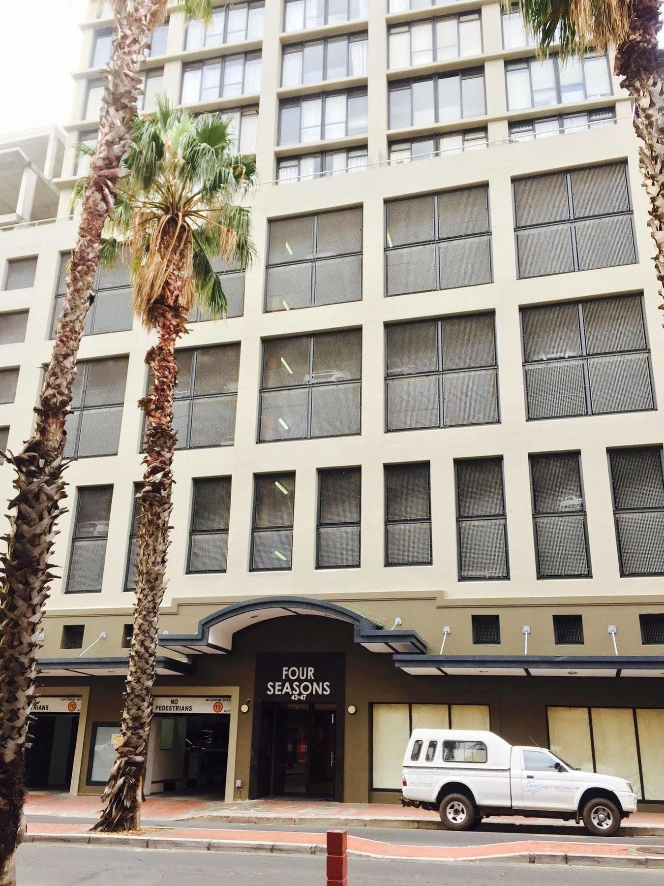 Urban Oasis At The Four Seasons Apartment Cape Town Luaran gambar